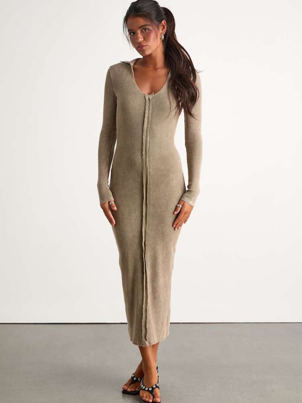Lulu’s Effortlessly Pristine Washed Olive Ribbed Long Sleeve Midi Dress NWT